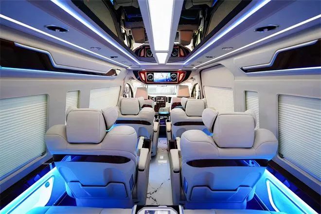Toyota Hiace dome light and curtains Toyota Hiace dome light and curtains
