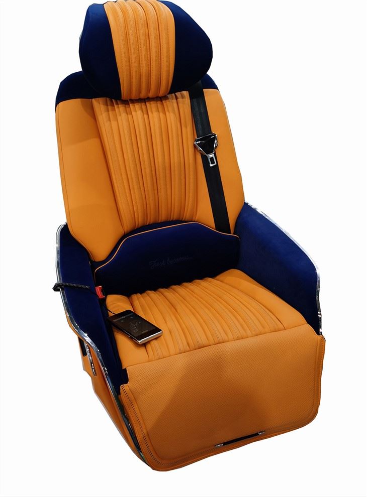 Seddau Capten Teithwyr Van Custom Moethus