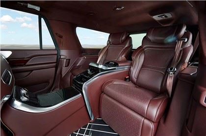 Lincoln Navigator tu mewn wedi'i uwchraddio gyda seddi moethus moethus