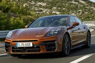 Amlygiad Map Swyddogol Porsche Panamera Newydd