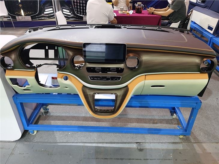 Amnewid Ac Uwchraddio Dangosfwrdd Affeithwyr Mewnol Ceir Ar gyfer Mercedes-Benz Vito V250 A V260