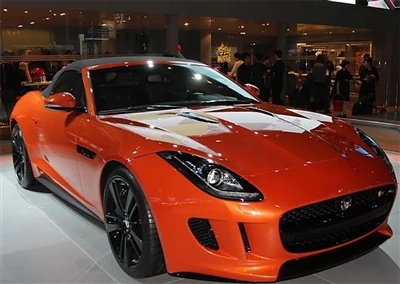 Effaith addasiadau injan car