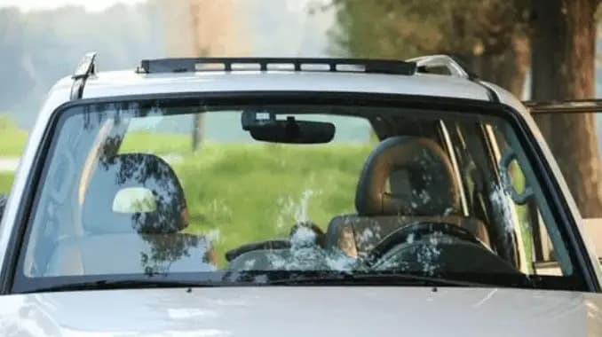 Automobile glass Automobile glass